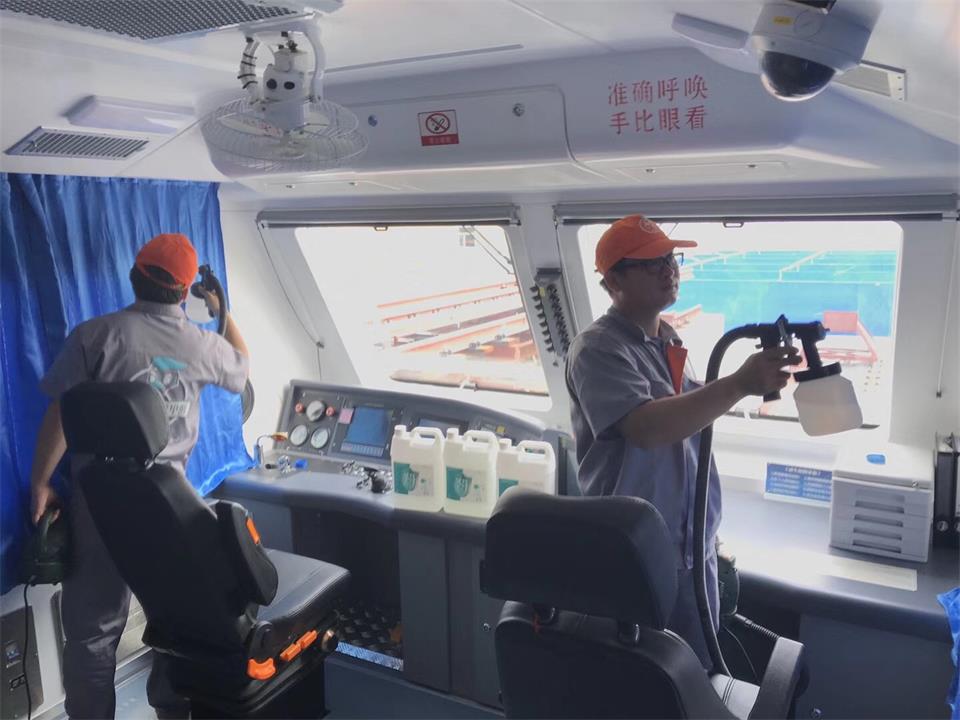 列車(chē)駕駛室全方位噴涂治理 列車(chē)駕駛室全方位噴涂治理